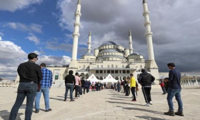 Çankaya Kaymakamlığı Kan Bağışı Kampanyası Düzenledi