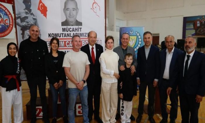 Cumhurbaşkanı Ersin Tatar, mücahit komutan merhum Cahit Bozatlı 2. Kempo Anı Turnuvası’na katıldı